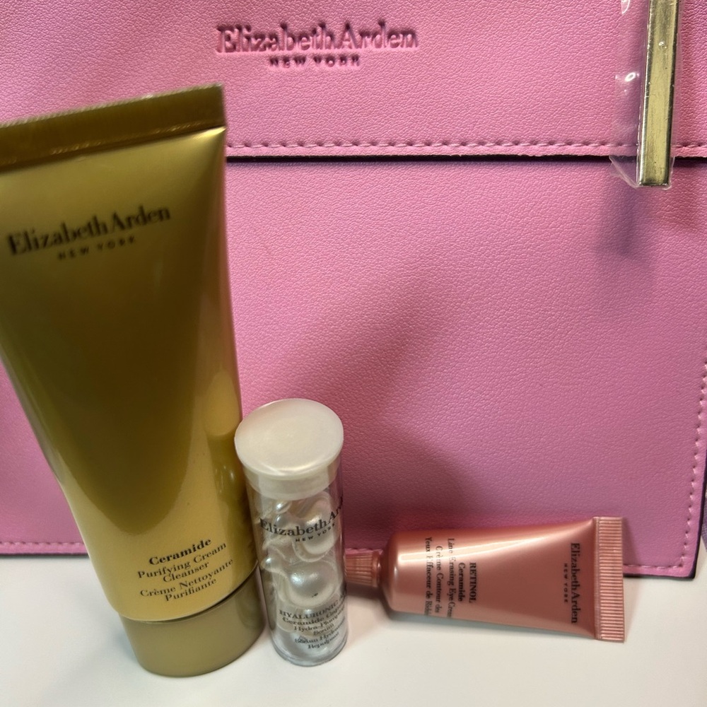 Elizabeth Arden Pink and Gold Skincare Set